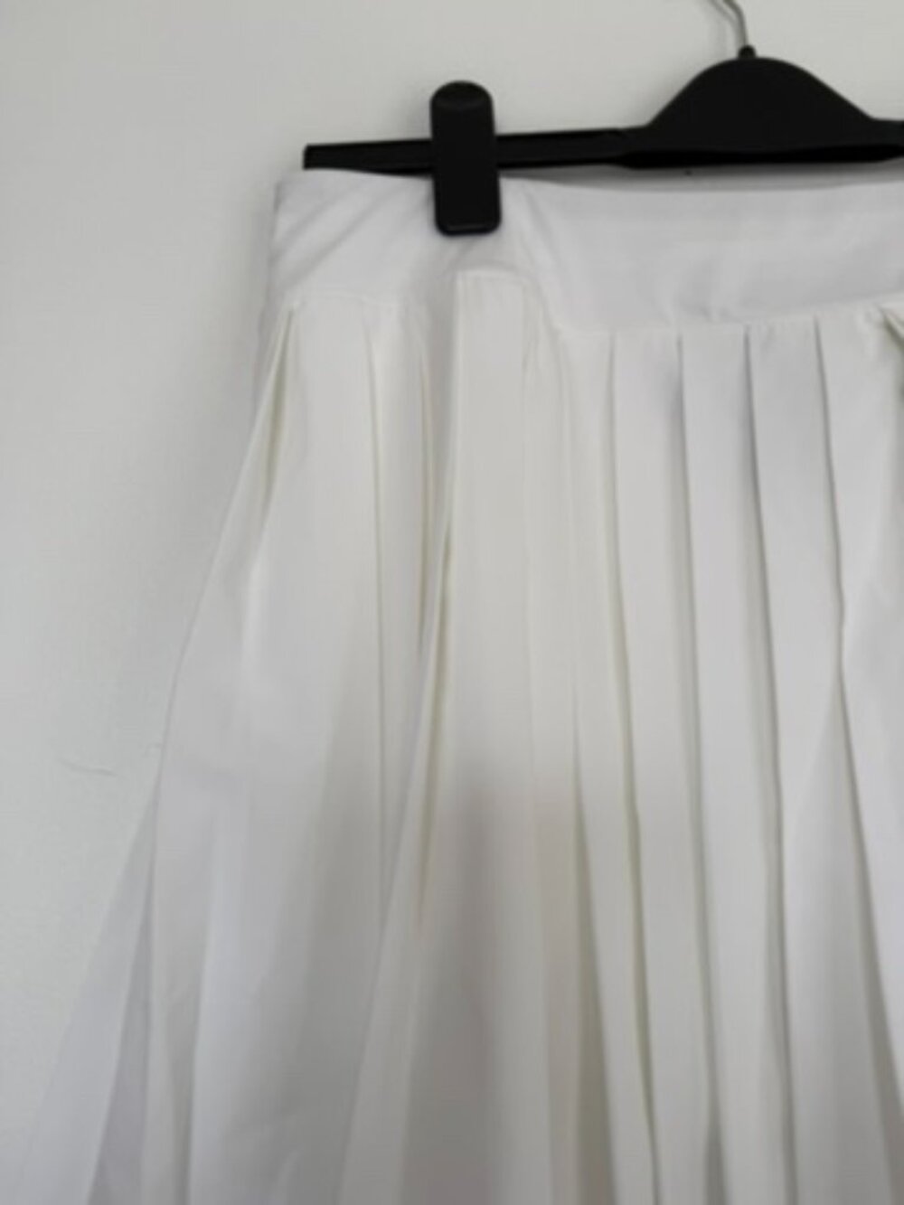 $90 Retail Lolë White Pleated Tennis Skort Built-In Shorts Athletic Skirt Medium - Picture 6 of 10